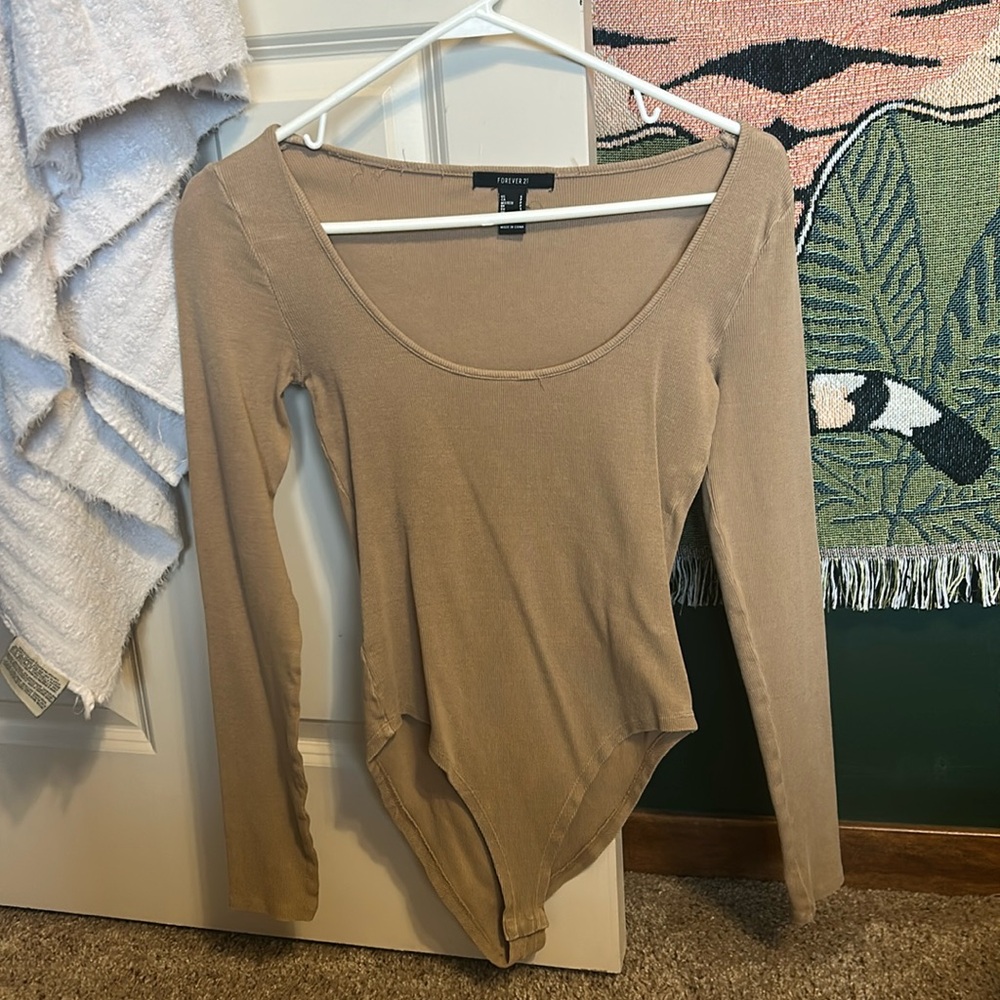 Tan body suit
brand: forever 21 
Size: M